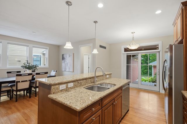 1010 Baldwin Avenue, Ann Arbor, MI 48104