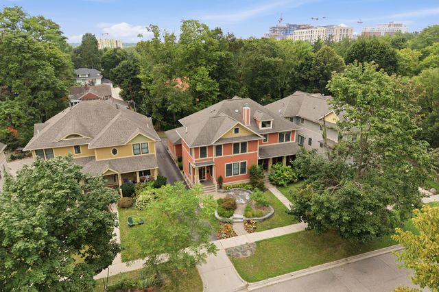 1010 Baldwin Avenue, Ann Arbor, MI 48104