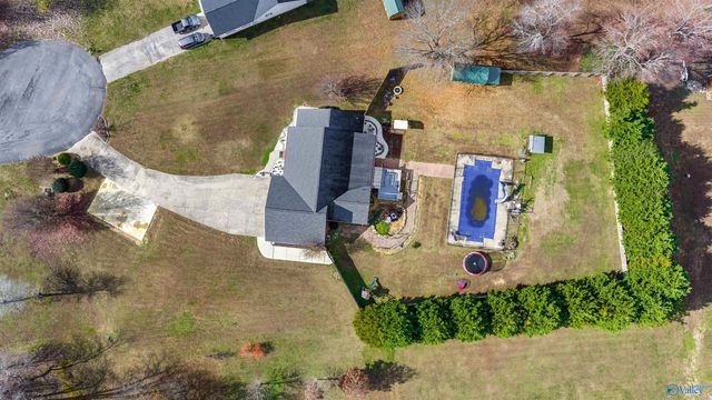 15 Mountain Wind NE, Fort Payne, AL 35967