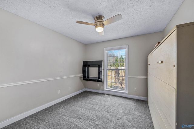 15 Mountain Wind NE, Fort Payne, AL 35967