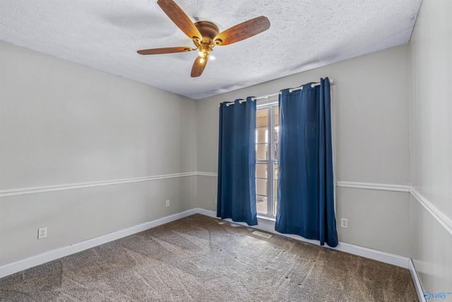 15 Mountain Wind NE, Fort Payne, AL 35967