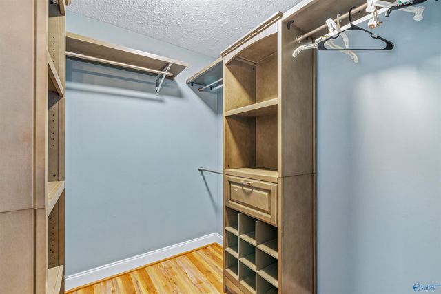 15 Mountain Wind NE, Fort Payne, AL 35967