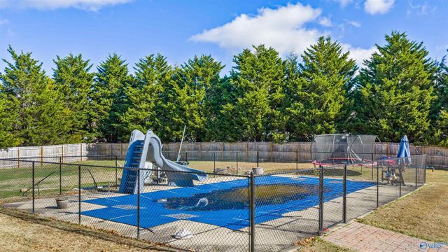 15 Mountain Wind NE, Fort Payne, AL 35967