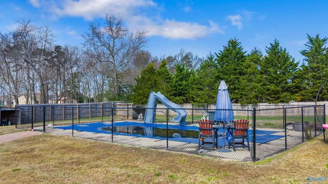 15 Mountain Wind NE, Fort Payne, AL 35967