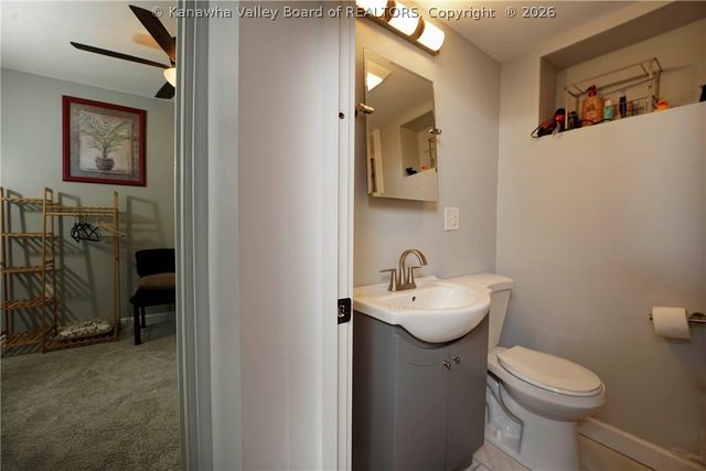 1575 Pine Hill Road, Charleston, WV 25314