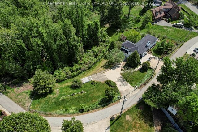 1575 Pine Hill Road, Charleston, WV 25314