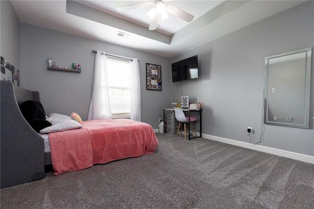 13017 Kelli Drive, Kearney, MO 64060