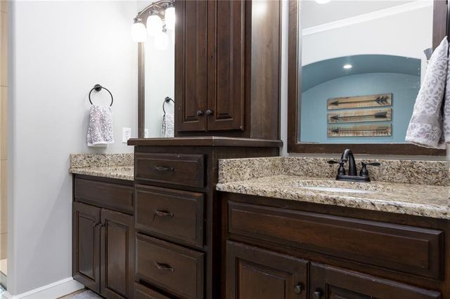 13017 Kelli Drive, Kearney, MO 64060