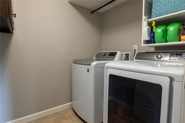 13017 Kelli Drive, Kearney, MO 64060