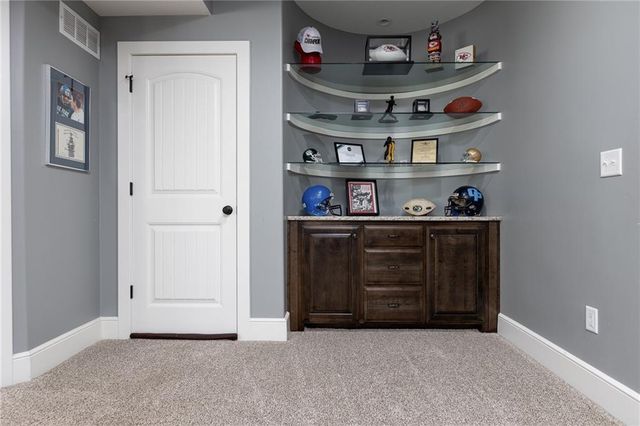 13017 Kelli Drive, Kearney, MO 64060