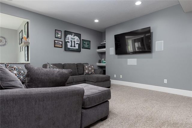 13017 Kelli Drive, Kearney, MO 64060