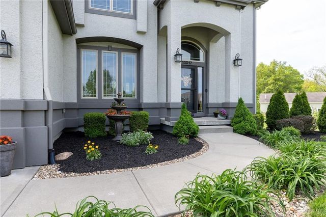 13017 Kelli Drive, Kearney, MO 64060