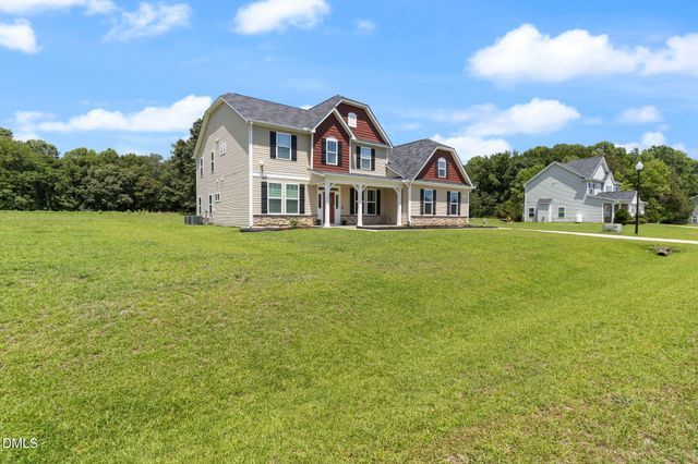 1608 Osprey Ridge Drive, Willow Springs, NC 27592