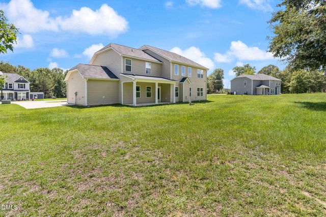1608 Osprey Ridge Drive, Willow Springs, NC 27592