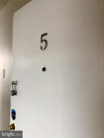 101 & 103 W MAIN ST, Mount Joy, PA 17552