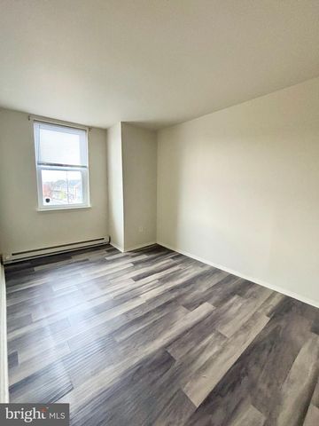 101 & 103 W MAIN ST, Mount Joy, PA 17552