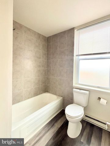 101 & 103 W MAIN ST, Mount Joy, PA 17552