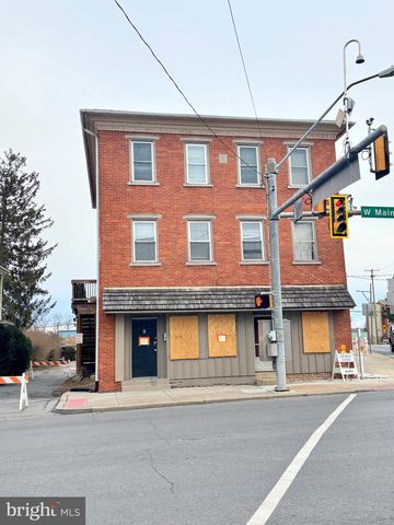 101 & 103 W MAIN ST, Mount Joy, PA 17552
