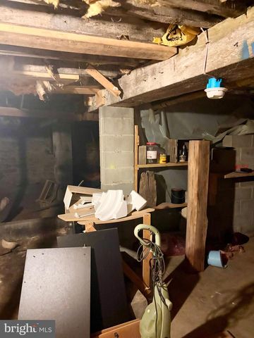 101 & 103 W MAIN ST, Mount Joy, PA 17552