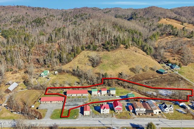 8703 Highway 19e, Roan Mountain, TN 37687