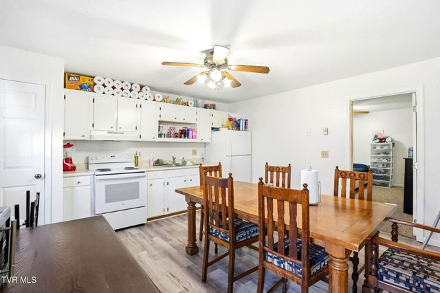 8703 Highway 19e, Roan Mountain, TN 37687