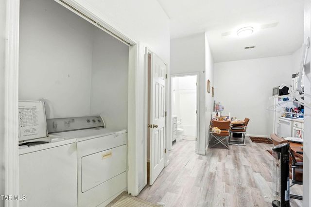 8703 Highway 19e, Roan Mountain, TN 37687