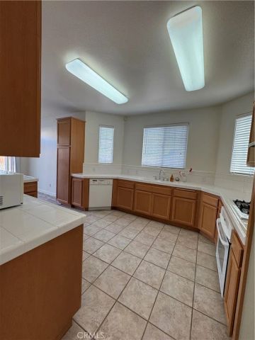 1654 Belmont Court, Santa Maria, CA 93458