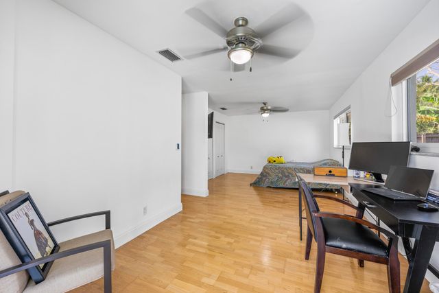 1051 NW 9th Street, Boca Raton, FL 33486