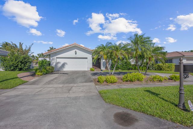 1051 NW 9th Street, Boca Raton, FL 33486