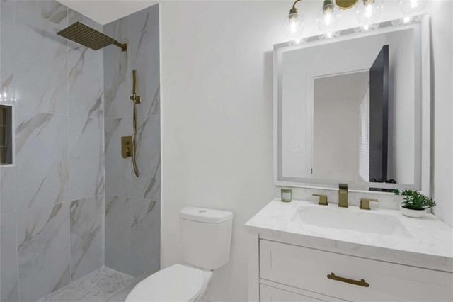 8878 Burnham Way, Jonesboro, GA 30238