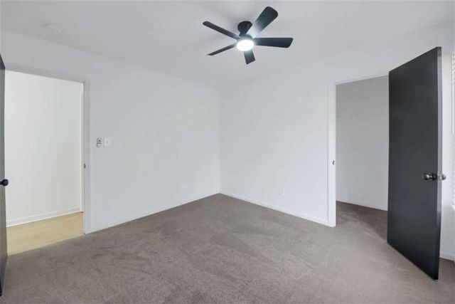 8878 Burnham Way, Jonesboro, GA 30238