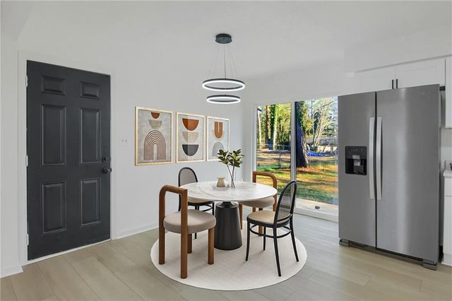 8878 Burnham Way, Jonesboro, GA 30238