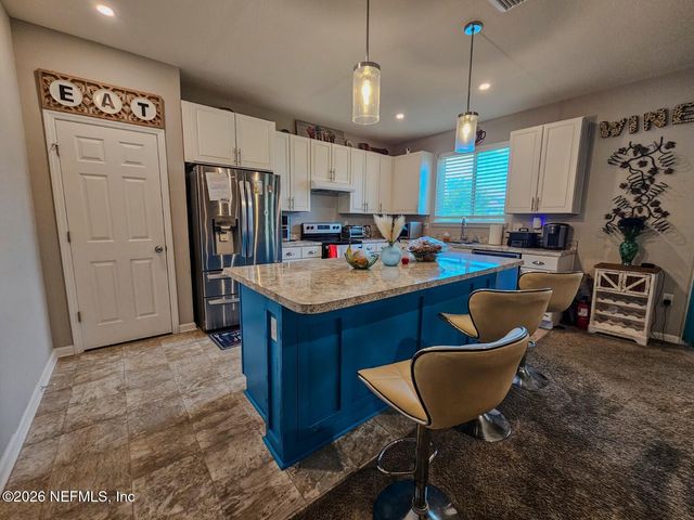 12573 LAKE TAYLOR Lane, Jacksonville, FL 32218