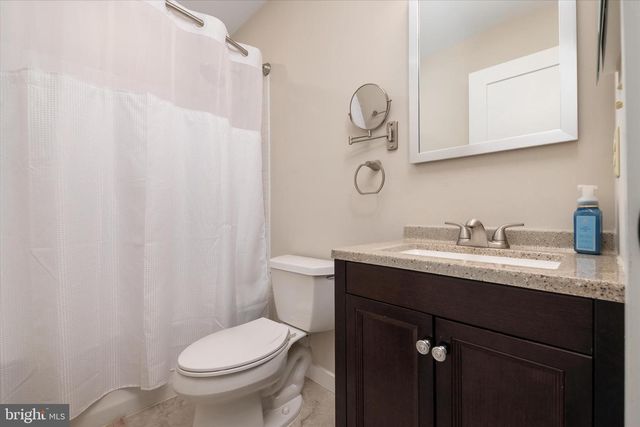 702 DIXON DR, Stevensville, MD 21666