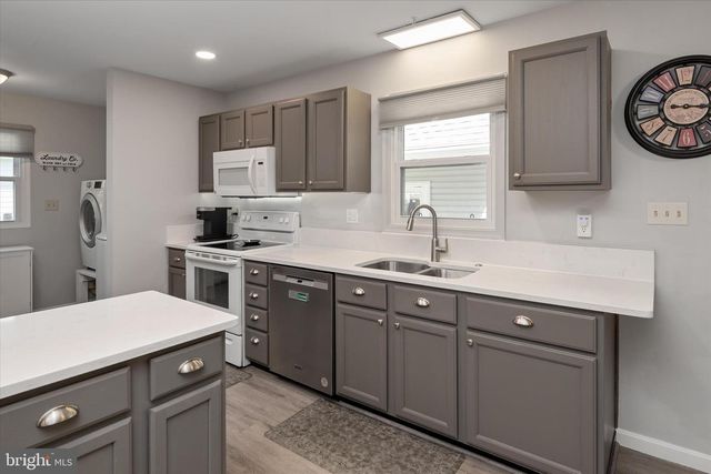 702 DIXON DR, Stevensville, MD 21666