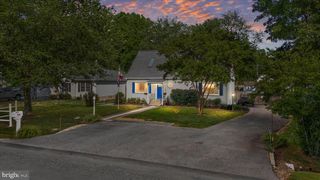 702 DIXON DR, Stevensville, MD 21666
