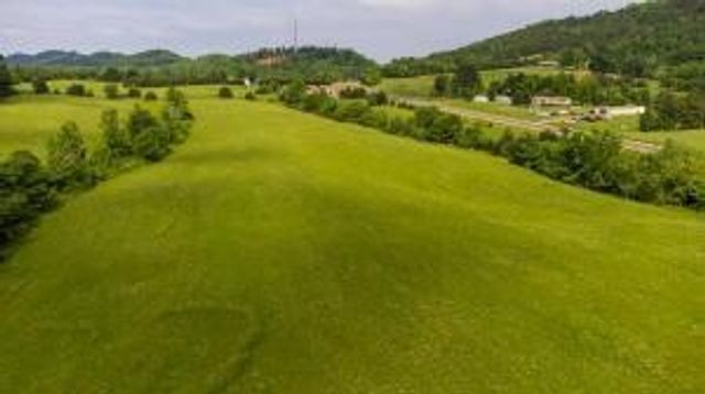 8509 Tennessee 68, Tellico Plains, TN 37385
