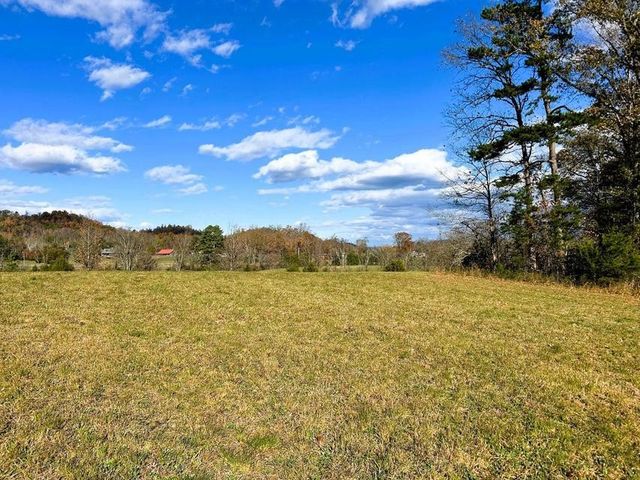 8509 Tennessee 68, Tellico Plains, TN 37385