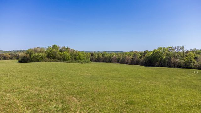 8509 Tennessee 68, Tellico Plains, TN 37385