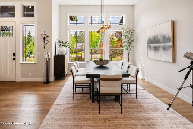 12752 N PEBBLE CREEK DR, Hayden, ID 83835