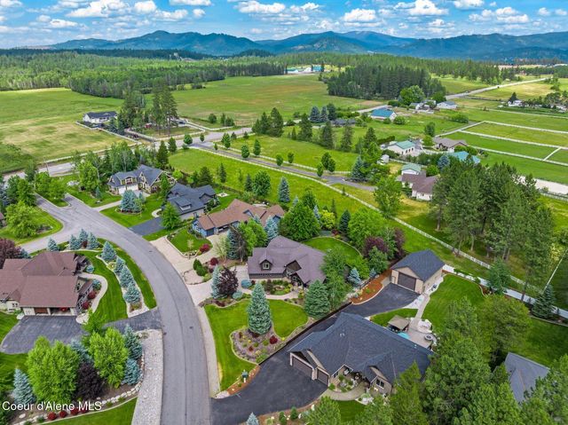 12752 N PEBBLE CREEK DR, Hayden, ID 83835