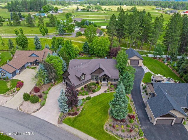 12752 N PEBBLE CREEK DR, Hayden, ID 83835
