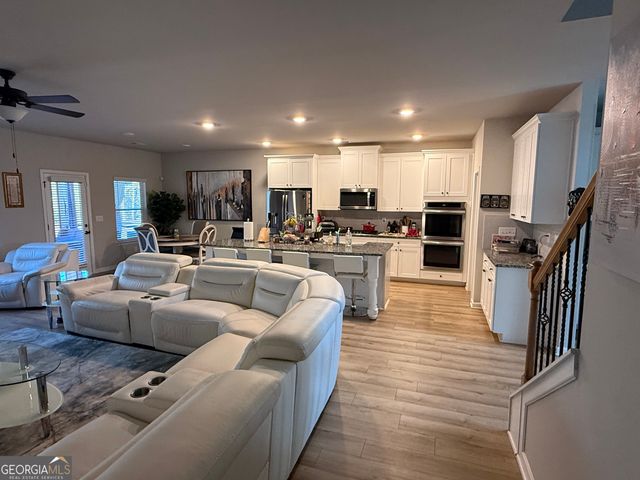 131 Classica Drive, Mcdonough, GA 30252