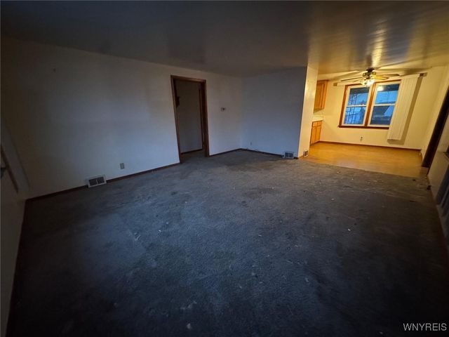 73 Marlowe Avenue, Hamburg, NY 14219