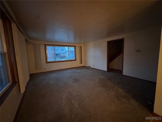 73 Marlowe Avenue, Hamburg, NY 14219