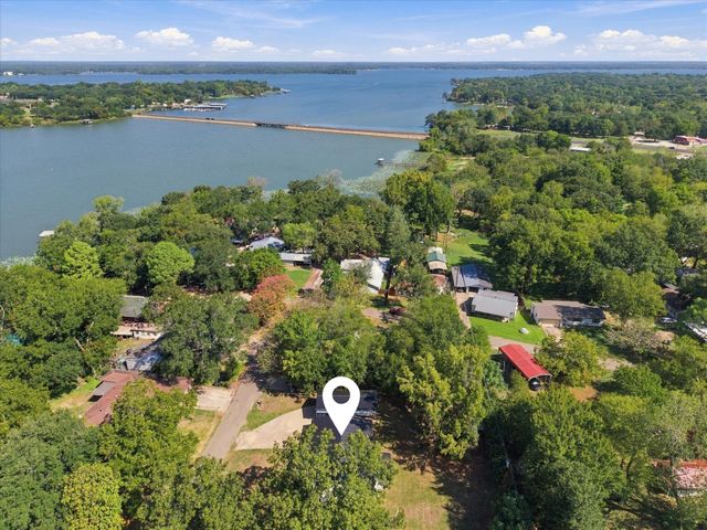 10455 Comanche, Wills Point, TX 75169