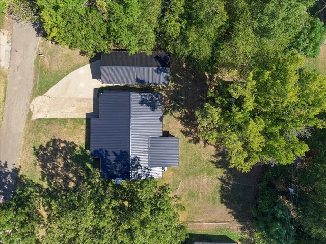 10455 Comanche, Wills Point, TX 75169