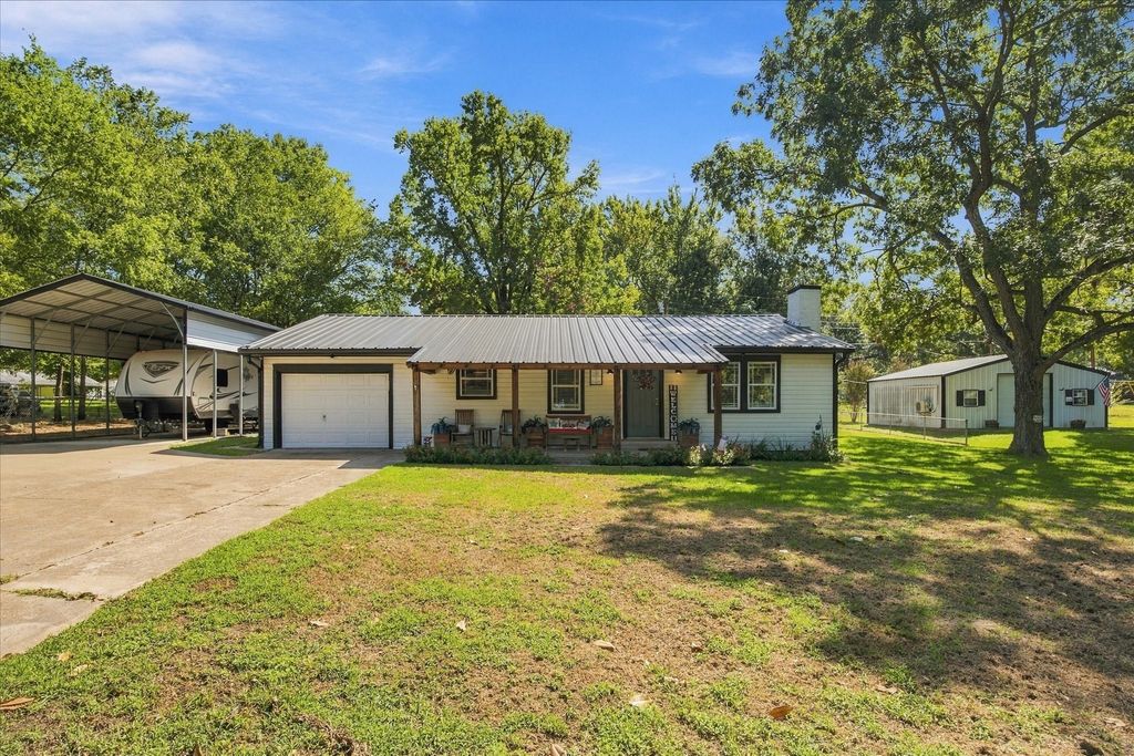10455 Comanche, Wills Point, TX 75169