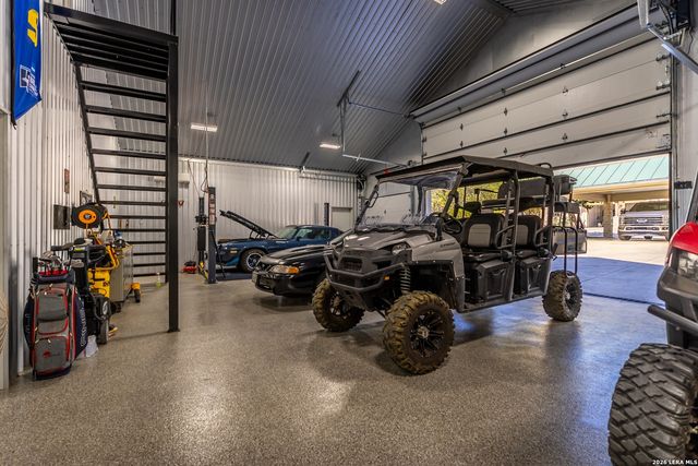 6110 STATE HIGHWAY 173 N, Hondo, TX 78861