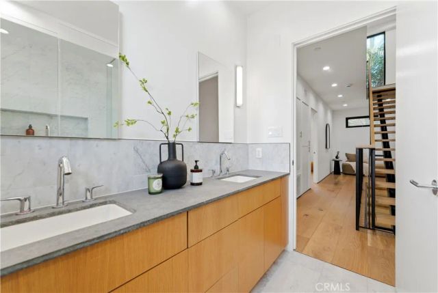 11702 Charnock Road, Los Angeles, CA 90066